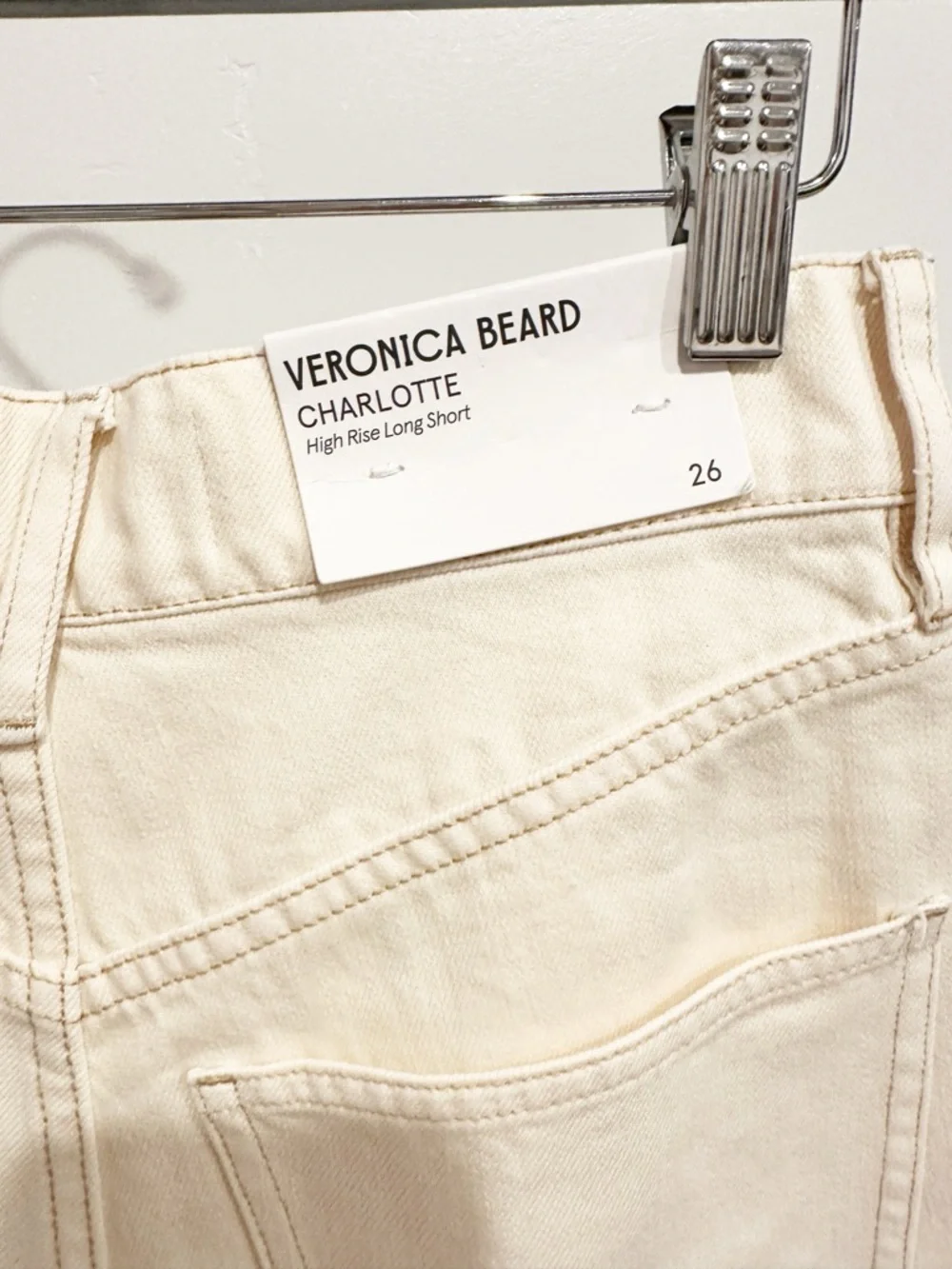 NWT‎ Veronica Beard Charlotte High Rise Long Short in Ecru Size 26